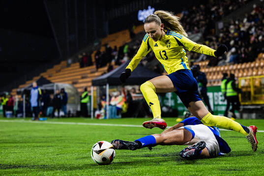 Matilda Vinberg of Sweden and Gaia Distefano of Italy