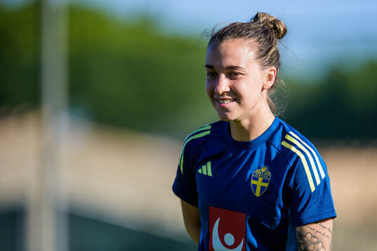 Julia Zigiotti Olme of the women's national football team