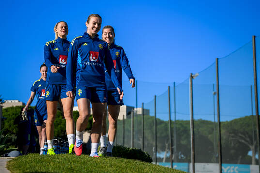 Fridolina Rolfö, Beata Olsson and Linda Sembrant of the