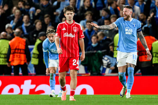 Pontus Jansson of Malmö FF looks dejected