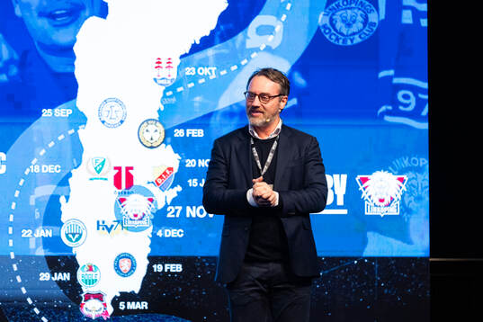 Martin Carlsson Wall moderator