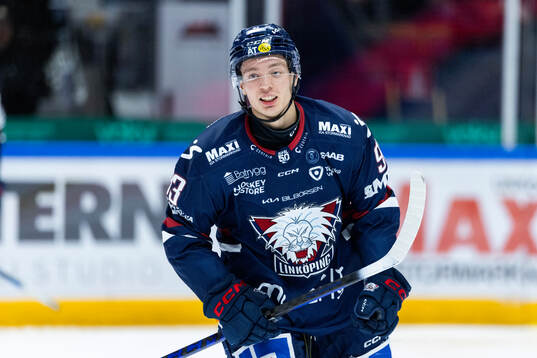 Linköpings Oliver Johansson jublar