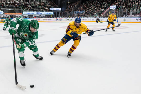 Rögles Leon Bristedt och Djurgårdens Jacob Josefson