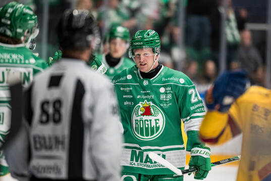 Rögles Marwin Jarbsjö jublar