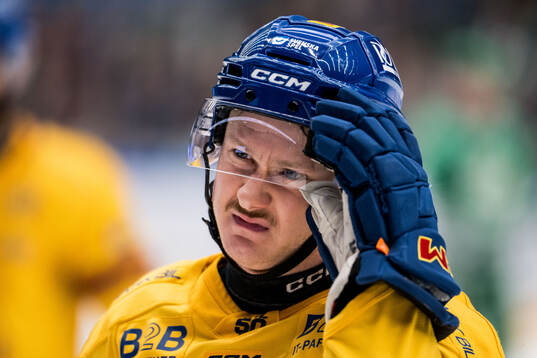 Djurgårdens Joseph Snively deppar