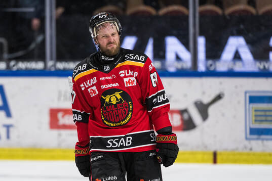 Luleås Linus Omark deppar