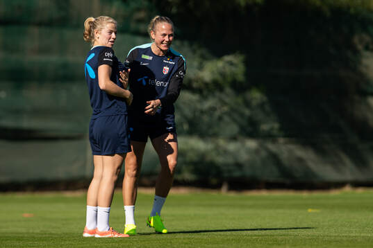 Justine Kielland and Guro Bergsvand of the Norwegian
