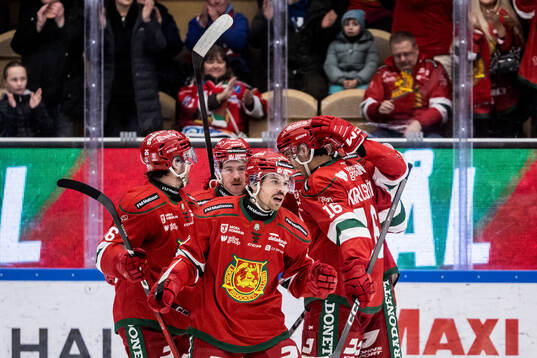 Bläddra bland fler bilder av Ishockey, Hockeyallsvenskan, Mora - Södertälje