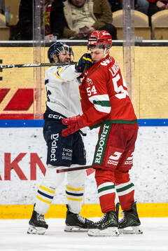 Södertäljes Sebastian Dyk och Moras Oskar Lindgren