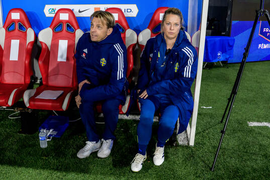 Head coach Tony Gustavsson and Assistant coach Johanna