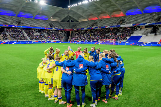 Kosovare Asllani of Sweden