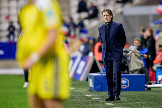 Head coach Laurent Bonadei of France