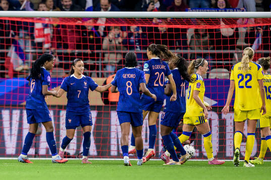 Sakina Karchaoui of France celebrates