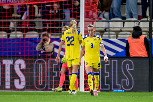 Kosovare Asllani of Sweden looks dejected