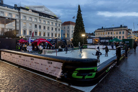 Besökare på Stora Torget