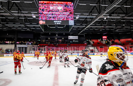 Spelarna värmer upp