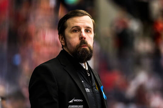 Kalmars tränare Viktor Tuurala