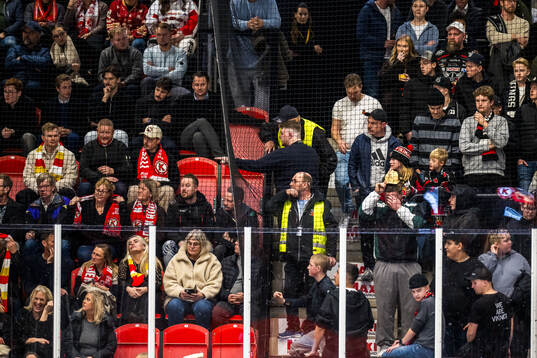 Oroligt på läktaren