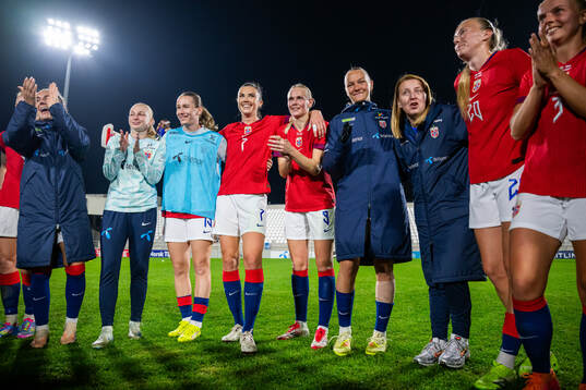 Elisabeth Terland, Ingrid Syrstad Engen, Karina Sævik and