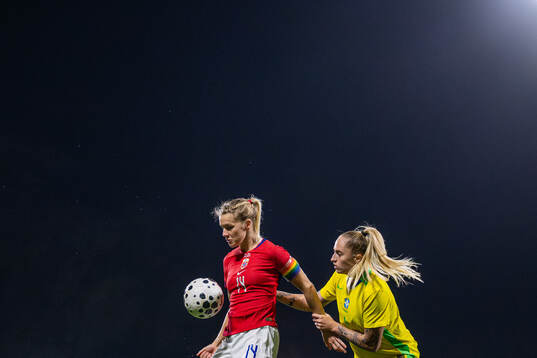 Ada Hegerberg of Norway and Isadora Haas Gehlen of Brazil