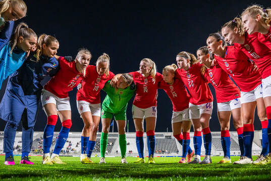 Ada Hegerberg, Frida Maanum, goalkeeper Cecilie