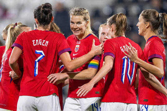 Ada Hegerberg of Norway celebrates with teammates