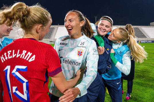 Marit Bratberg Lund, Signe Gaupset, goalkeeper Selma