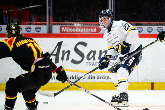 HV71s Jonathan Ang