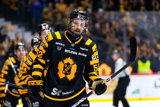 Skellefteås Arvid Lundberg jublar