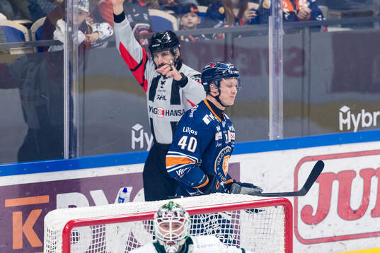 Växjös Dennis Rasmussen deppar