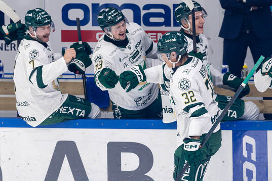Färjestads Magnus Nygren jublar