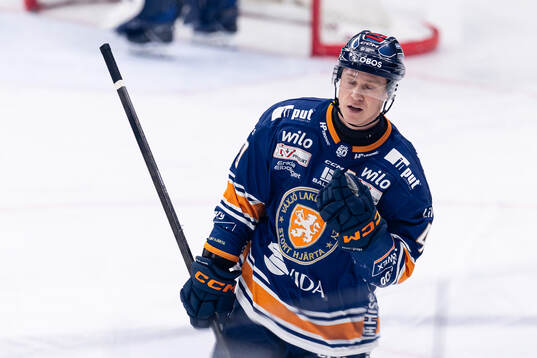 Växjös Dennis Rasmussen deppar