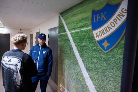 IFK Norrköpings Arnor Traustason deppar