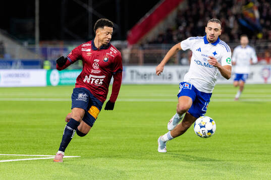 Örgrytes Tobias Sana och IFK Norrköpings Moutaz Neffati