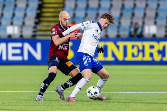 Örgrytes Amel Mujanic och IFK Norrköpings Åke Andersson