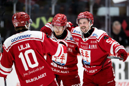 Timrås Jonathan Dahlén jublar