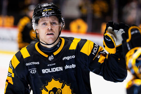 Skellefteås Mikkel Aagaard jublar