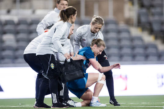 Anna Anvegård in pain