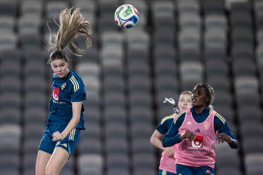 Bella Andersson and Evelyn Ijeh