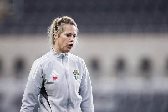 Assistant coach Johanna Almgren