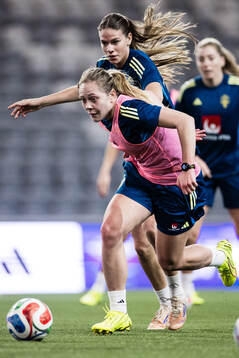 Alice Bergström and Bella Andersson