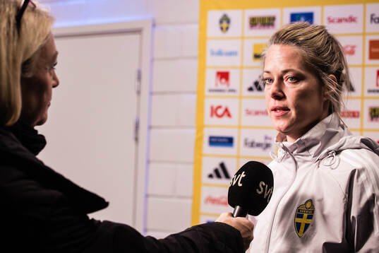 Assistant coach Johanna Almgren