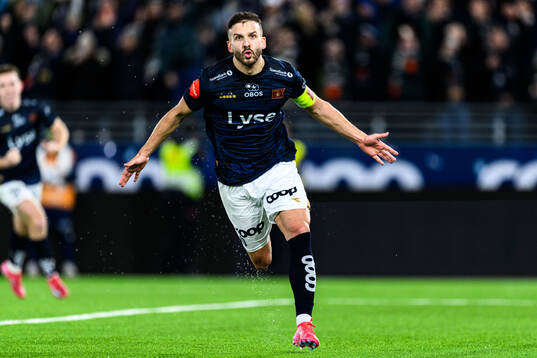 Zlatko Hovland Tripic of Viking celebrates scoring 3-0