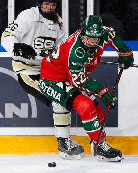 SDEs Mathea Fischer och Frölundas Andrea Dalen