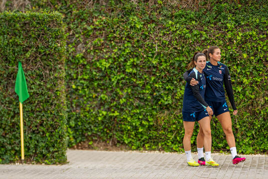 Tuva Hansen and Andrea Norheim of the Norwegian women's