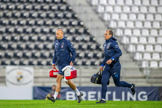 Physio Per-Otto Ringstad and doctor Trygve Hunemo of Norway