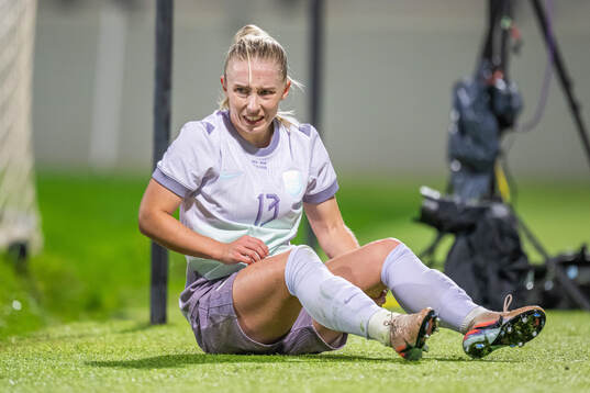Thea Bjelde of Norway in pain