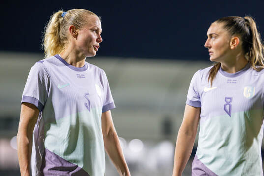 Guro Bergsvand and Vilde Bøe Risa of Norway