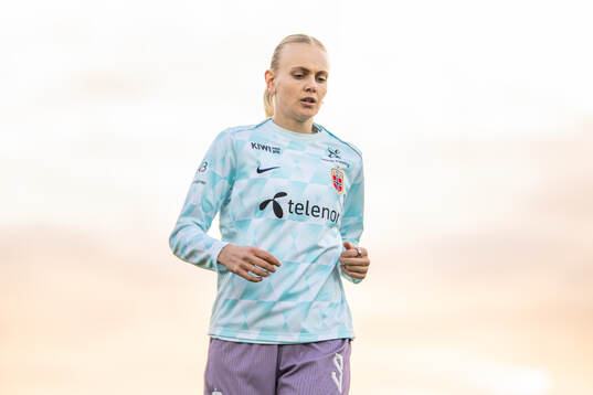 Karina Sævik of Norway warms up