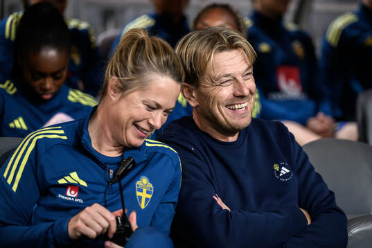 Assistant coach Johanna Almgren and Head coach Tony